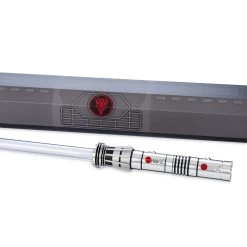 Disney Darth Maul Legacy LIGHTSABER Set – Star Wars -Disney 1814047620038 9