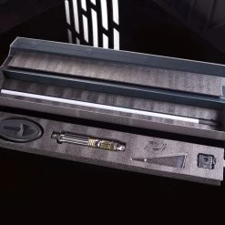 Disney Mace Windu Legacy Custom LIGHTSABER Collectible Set – Star Wars -Disney 6106047623984 8